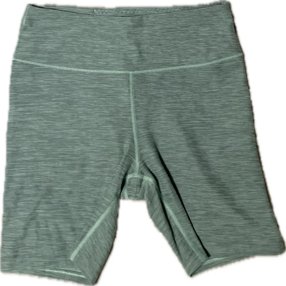 Victory Secret Two Piece Athletic Set. Size Small - Picture 5 of 11